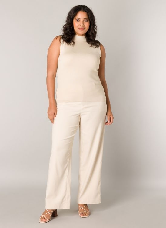 Base Level Curvy Yaline Light Beige 7000094