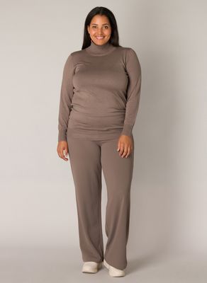 Base Level Curvy Yuena Dark Taupe