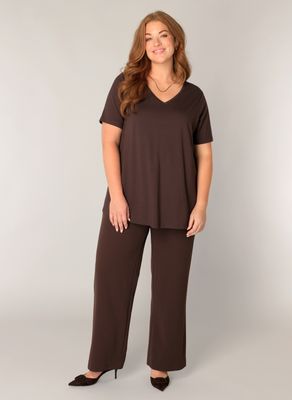 Base Level Curvy Alba Brown 7000018