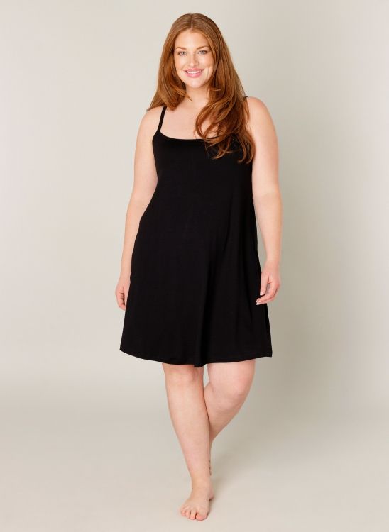 7000028 Black