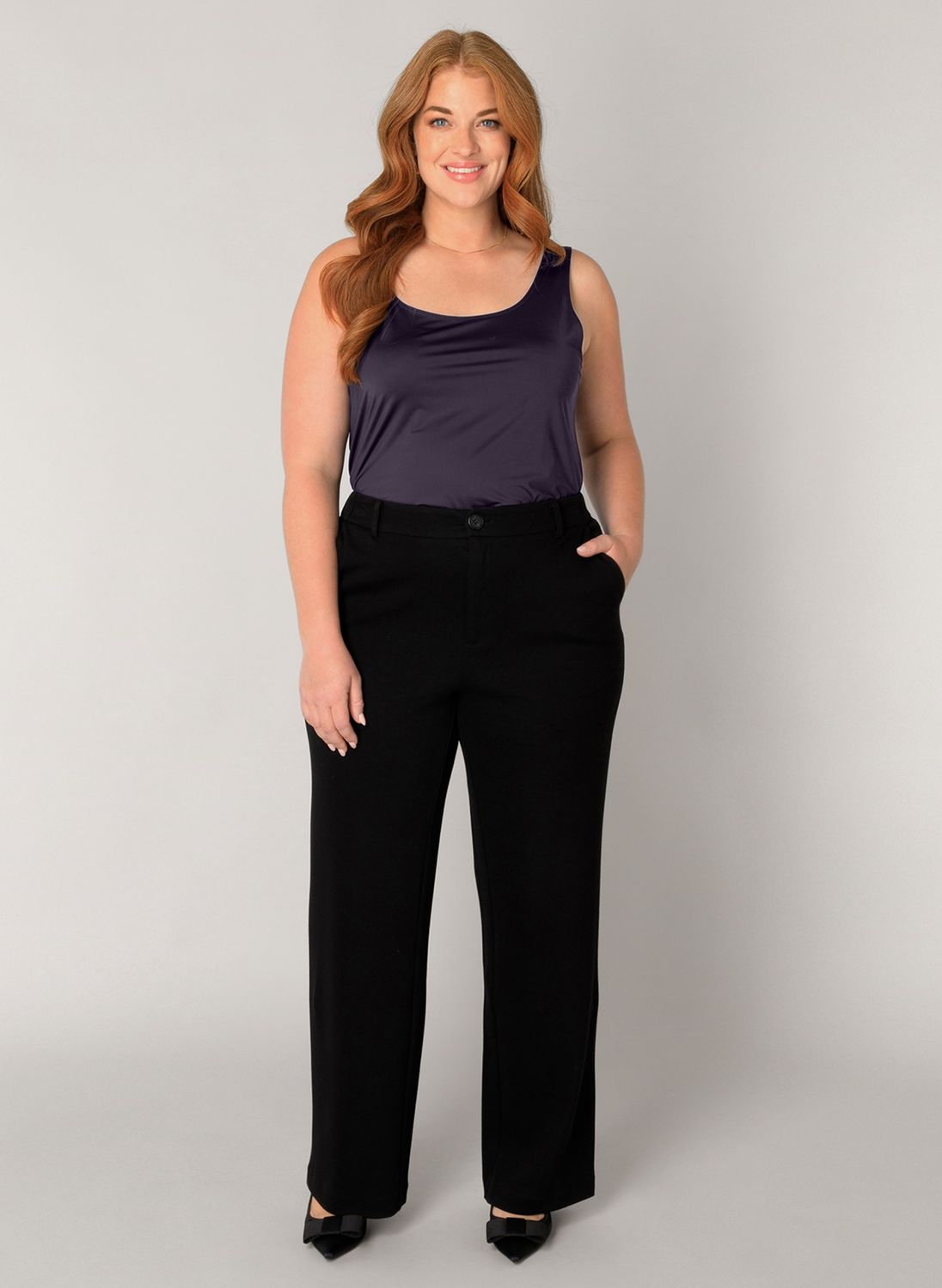 Base Level Curvy 7000129 Black 7000129