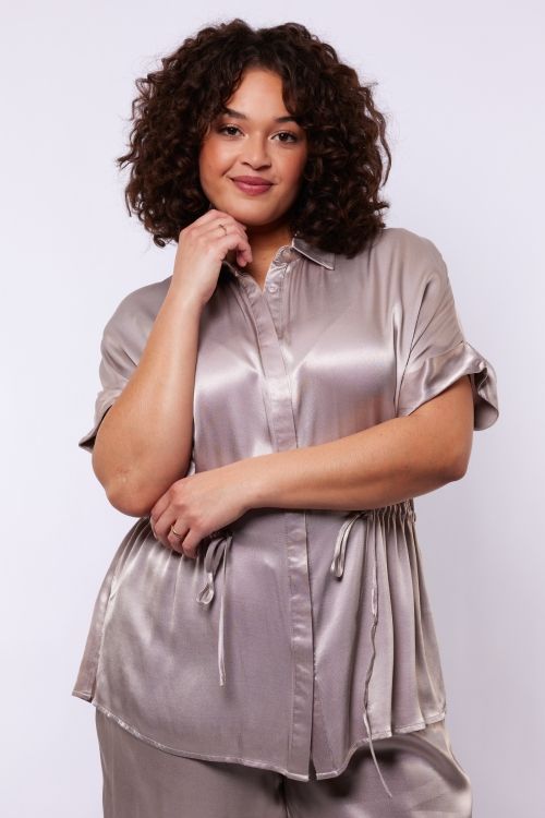 Exxcellent Kyla blouse Sand 26ZQE11