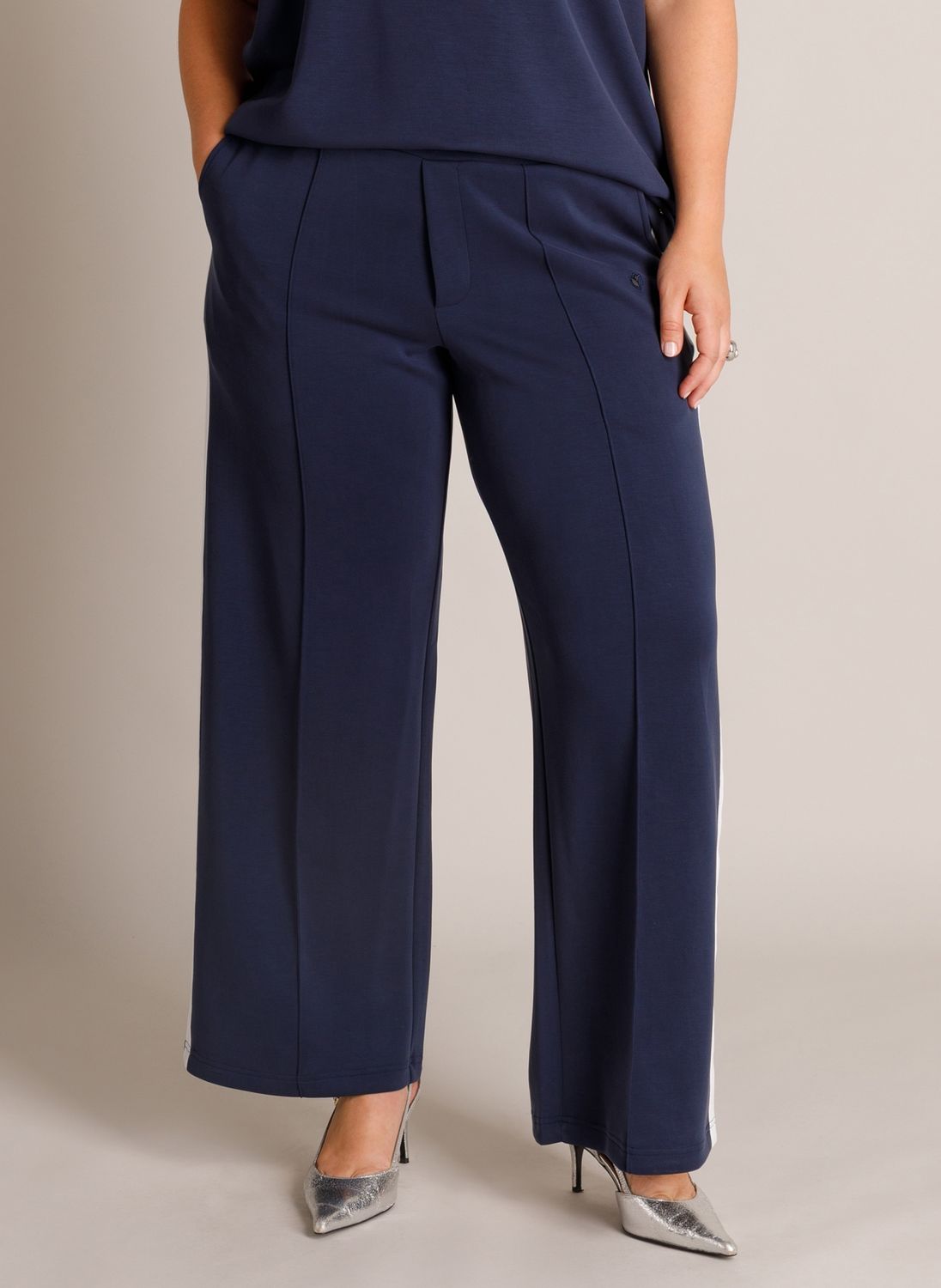 Yest Curve broek Dark Blue/Off white A006455