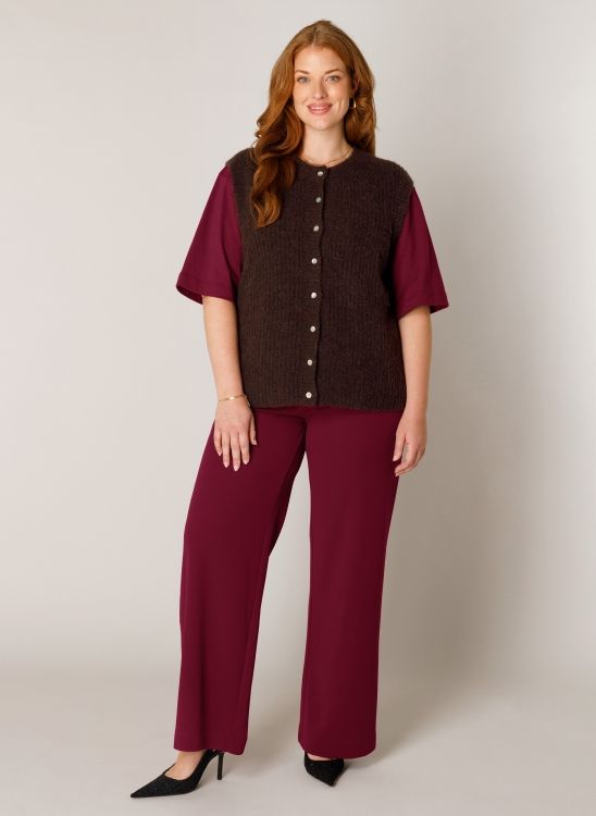 Base Level Curvy 7000135 Brown 7000135