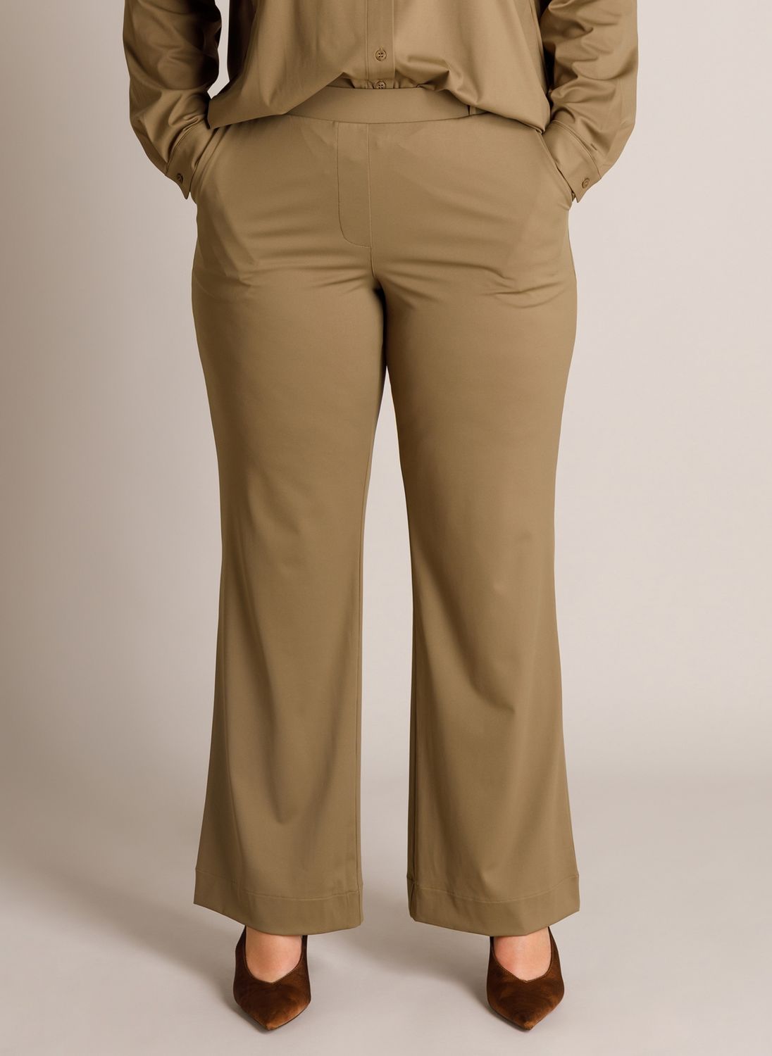 Yest Curve Deze tregging is gemaakt van een gla Grey Olive A006448
