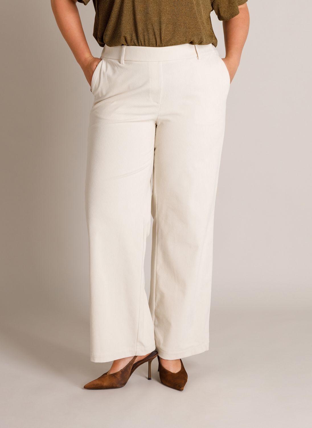 Yest Curve De combinatie van een wijde pasvorm Beige Cream A006414