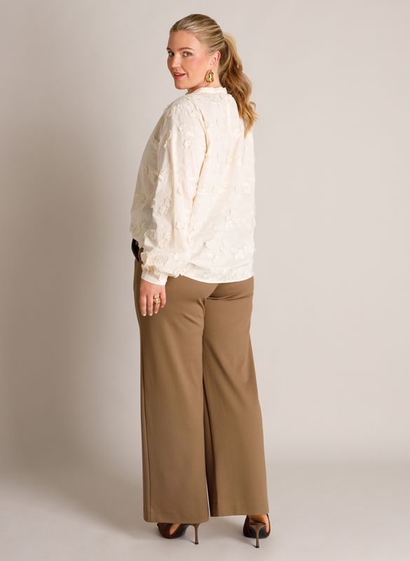 Yest Curve Beige Cream A006421