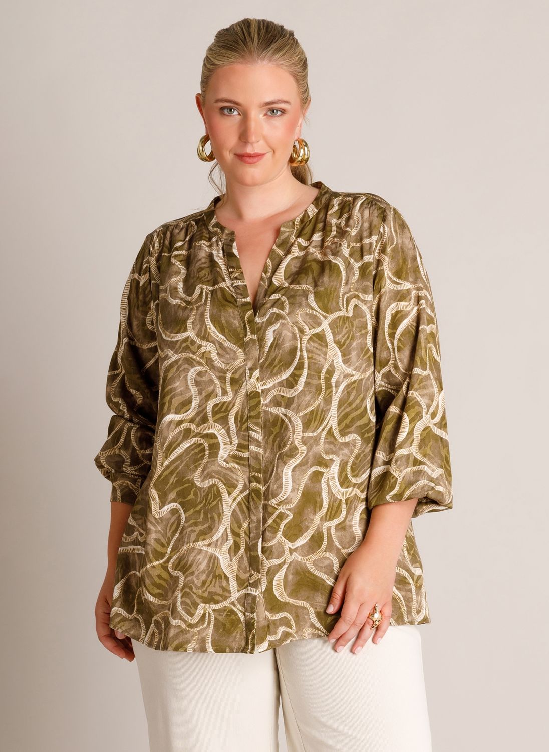 Yest Curve Blouse Tiney is gemaakt van een soep Grey Olive/Multicolo A006435