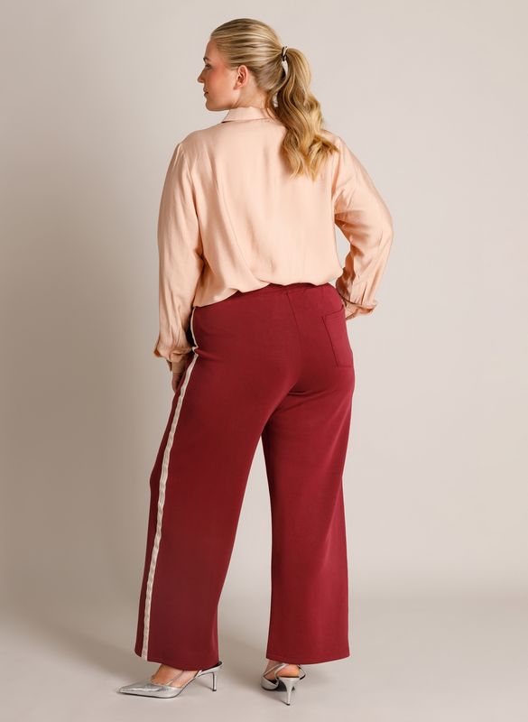 Yest Curve Minimalistisch met een luxe uitstral Warm Beige A006428