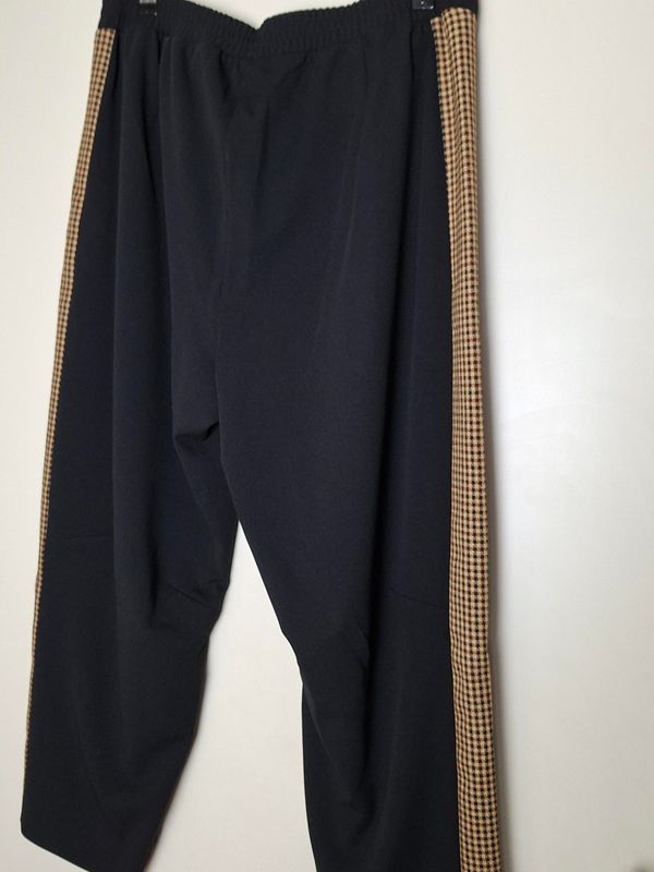 Mat Broek Zwart 8601.2034