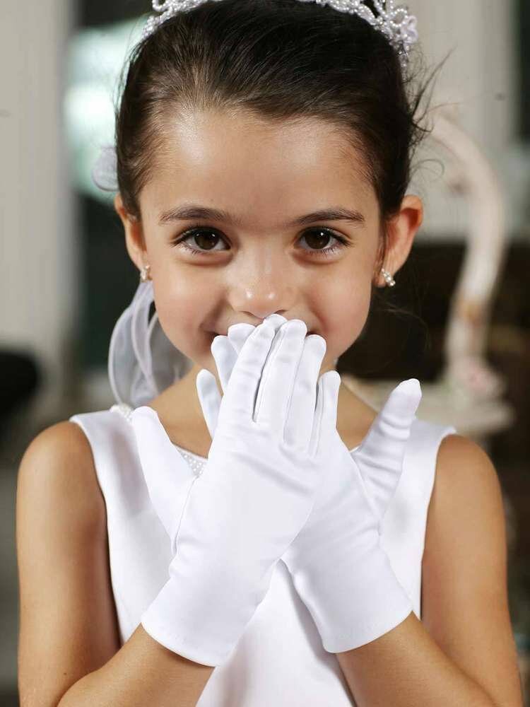Girl's White Satin Gloves Girl's White Satin Gloves