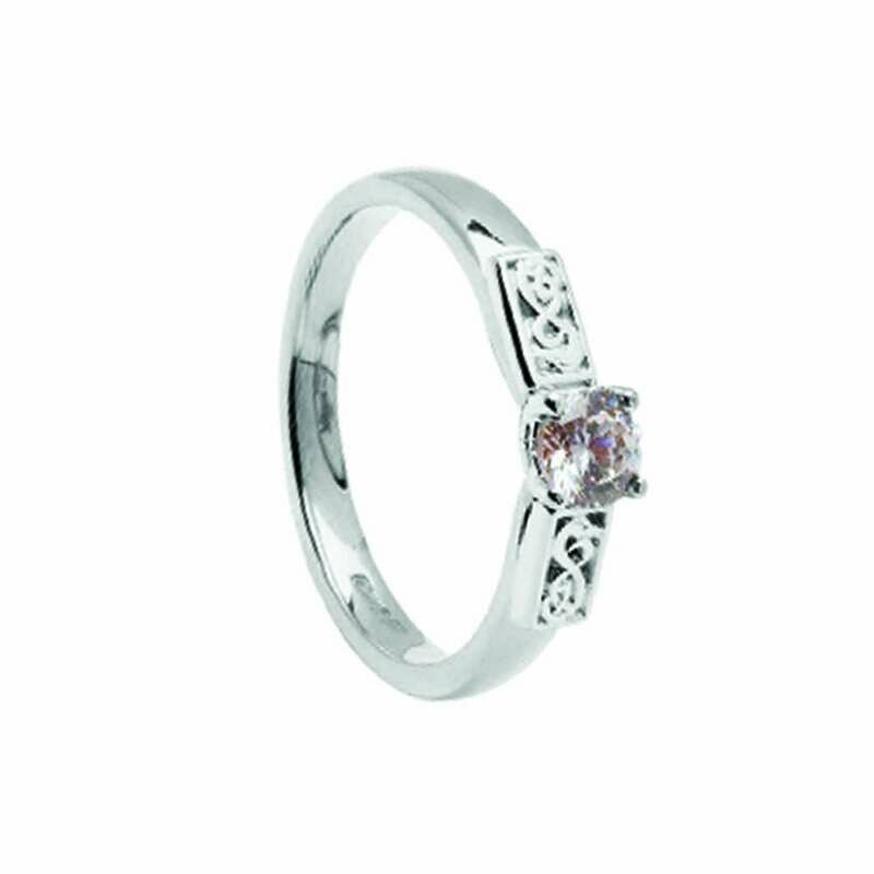 14kt Gold .35cts Le Cheile Diamond Engagement Ring