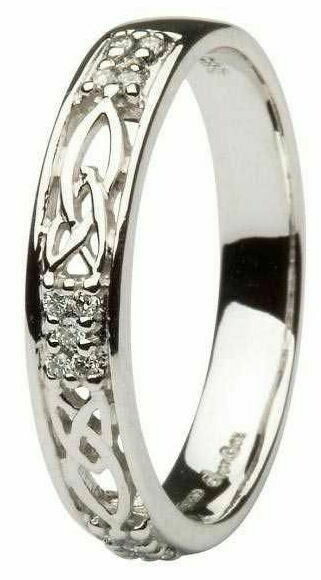 Ladies 14kt White Gold Celtic Wedding Band Diamond Set