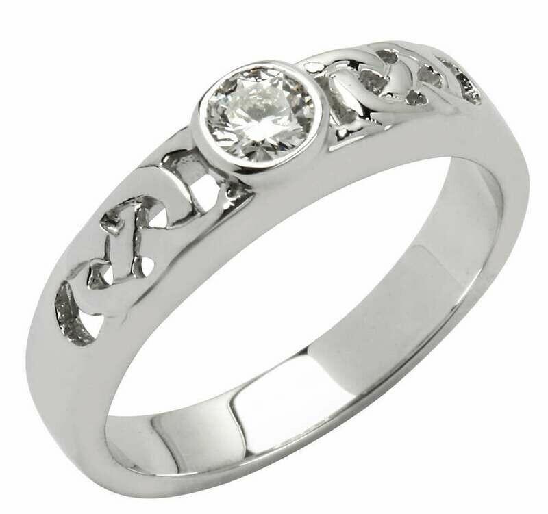 14kt White Gold Celtic Solitaire Ring (1 x .25 ct.) Brilliant Cut Diamond