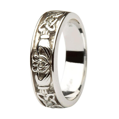 Ladies 14kt White Gold Claddagh Wedding Band Diamond Set with Celtic Knotwork