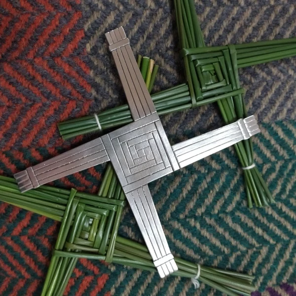 Mullingar Pewter St. Brigid's Cross