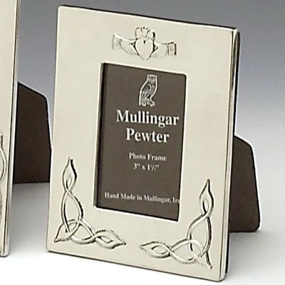 Mullingar Pewter 3" x 1.5" Claddagh Frame Small