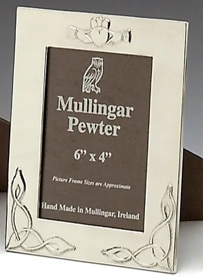Mullingar Pewter 4" x 6" Claddagh Frame Medium