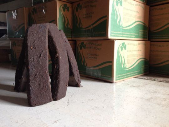 Cappabane Irish Turf Peat (14-16 Fire Logs)