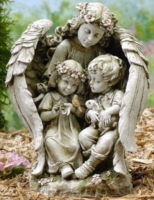 16&quot; Angel With Children