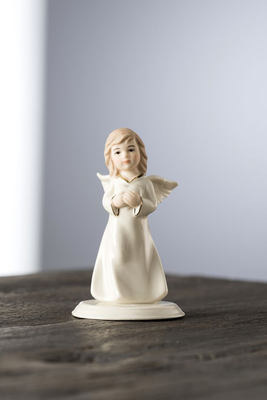 Belleek Mini Angel of Love