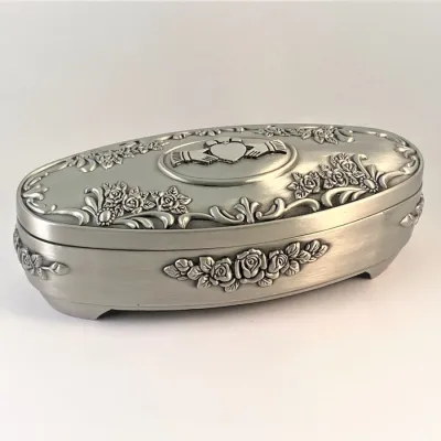 Mullingar Pewter Claddagh Oval Jewelry Box Disc.