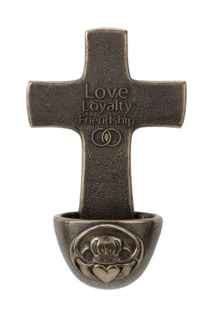 6.5&quot; Claddagh Crucifixion Bronze Font