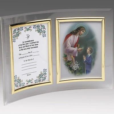 Boy&#39;s Curved Communion Frame Disc.