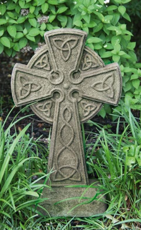 24" Celtic Cross, Classic Cliff Patina Finish