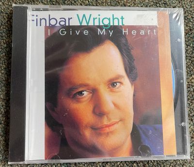 CD-Finbar Wright I Give My Heart Disc.