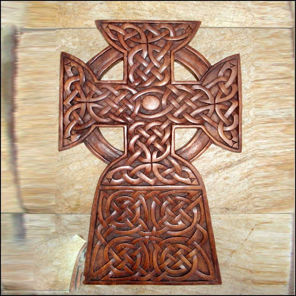 Celitc Cross- Mahaogany Wood CR-19