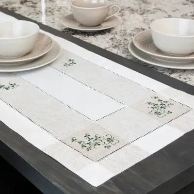 Kinsale Shamrock Table Runner