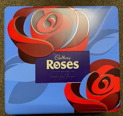 Roses Tin