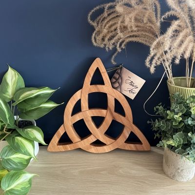 Trinity Knot Wall Hanging Trinity Knot Wall Hanging