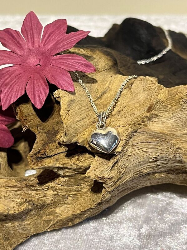 Puff Heart Silver Necklace