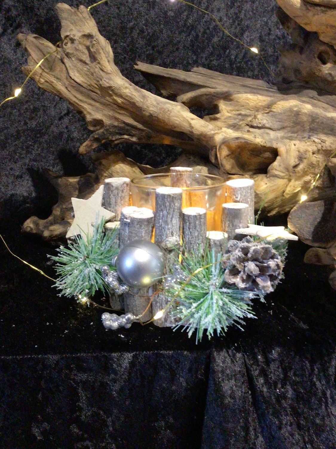 Single Tealight Foliage Centrepiece