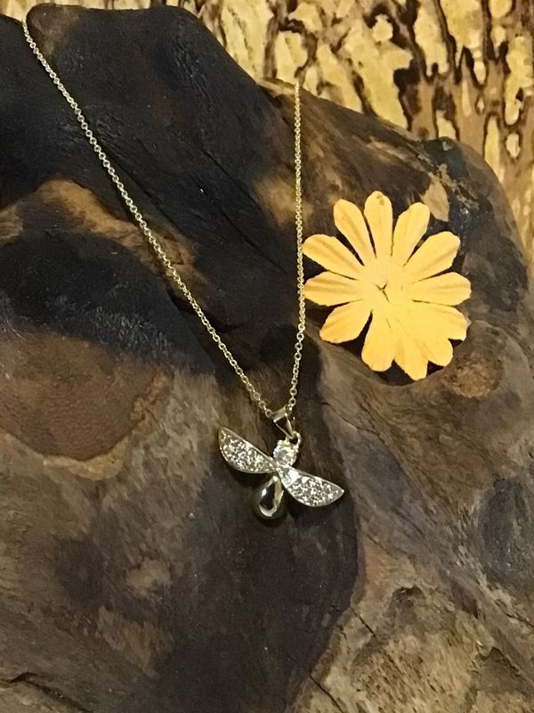 Gold Tone Bee Necklace