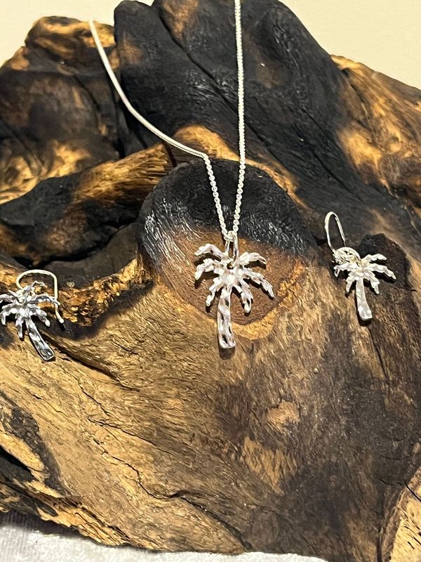 Sterling Silver Textured Palm Tree Necklace and Earrings Set