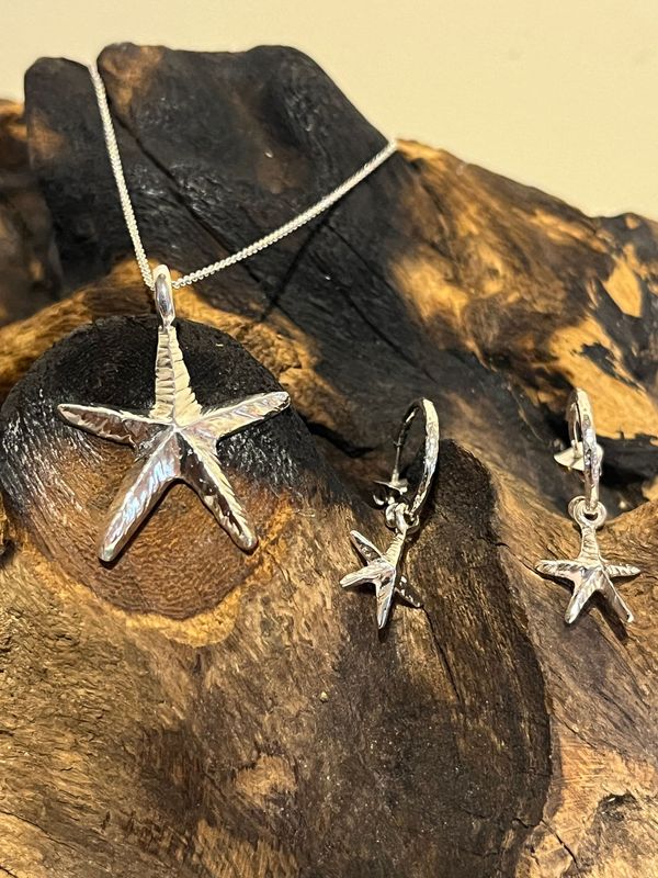 Sterling Silver Textured Starfish Necklace and Earrings Set