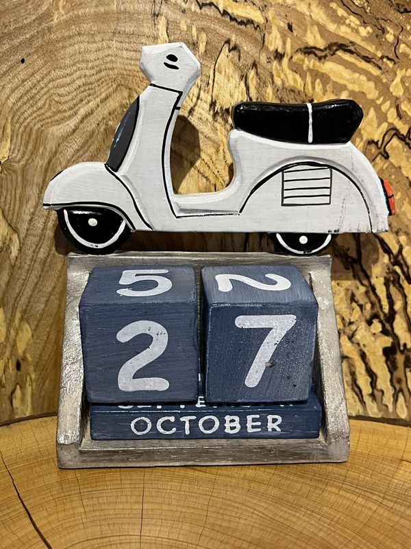 Vespa Calendar
