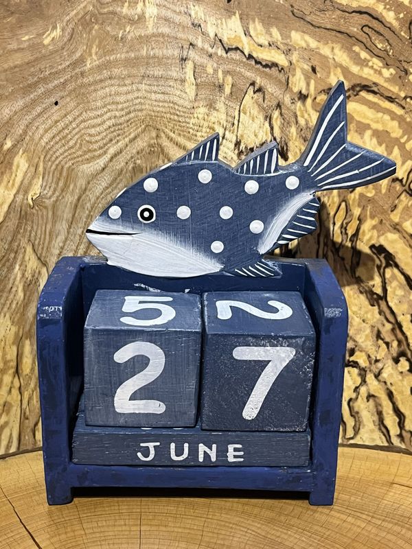 Whale Perpetual Calendar