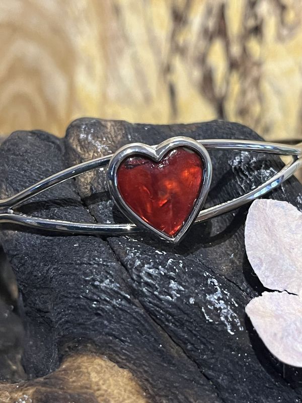 Red Heart Paua Shell Bangle