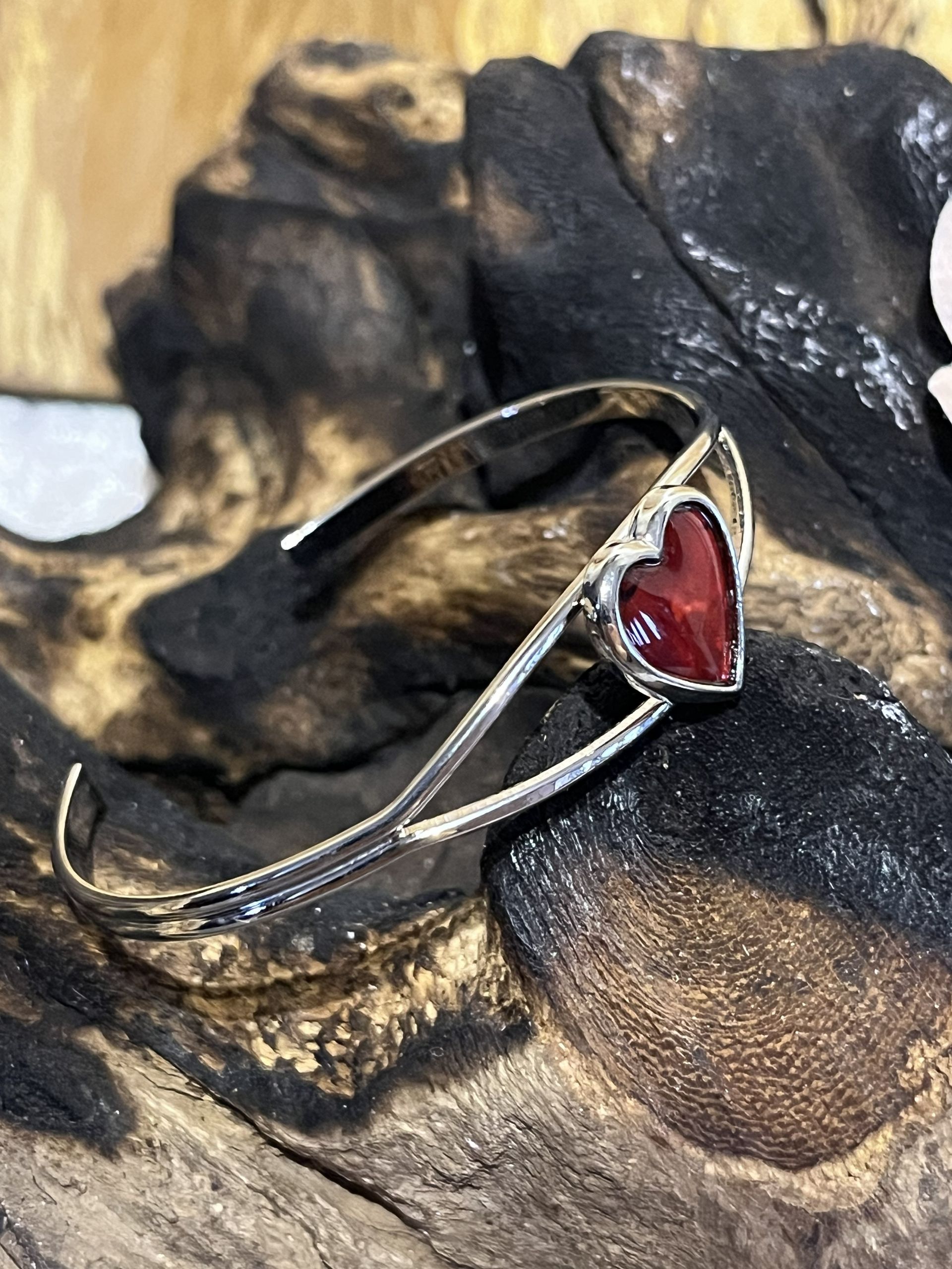 Red Heart Paua Shell Bangle