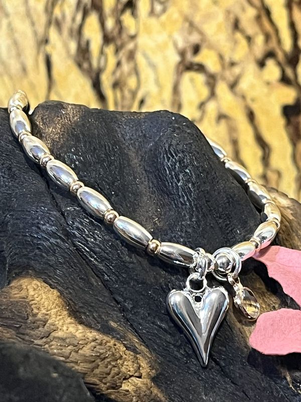 Silver Tone Heart Stretch Bracelet