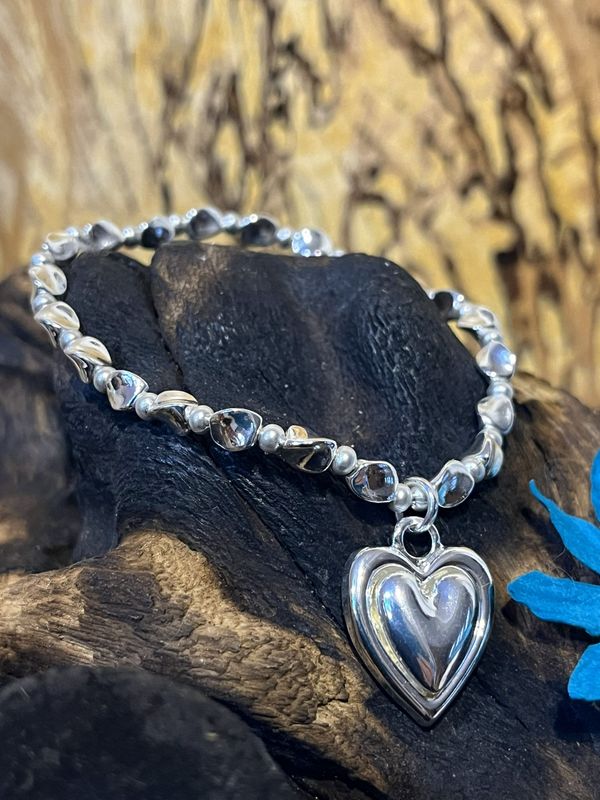 Silver Tone Puffed Heart Stretch Bracelet