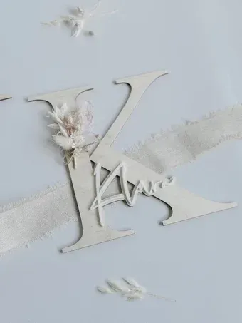 Holzbuchstabe personalisiert mit Trockenblumen I Türschild personalisiert mit Name I Namensschild 3D-Effekt I Kinderzimmerdeko