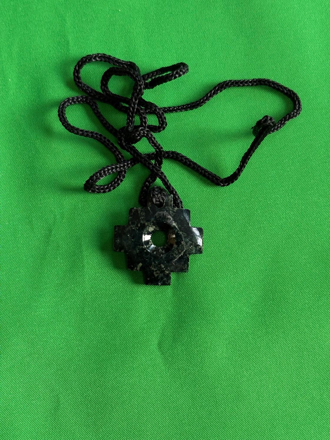 ANDEAN CROSS - BLACK GREEN