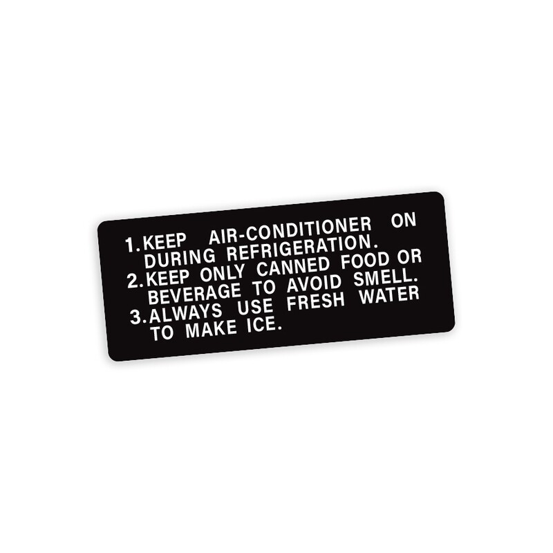 ICE MAKER CAUTION PLATE (VERSION 2)  : 60-SERIES LANDCRUISER
