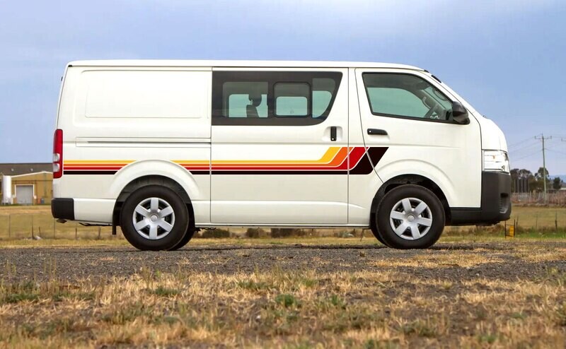 SEATTLE BODY STRIPE DECAL KIT : TOYOTA HIACE VAN (H200)