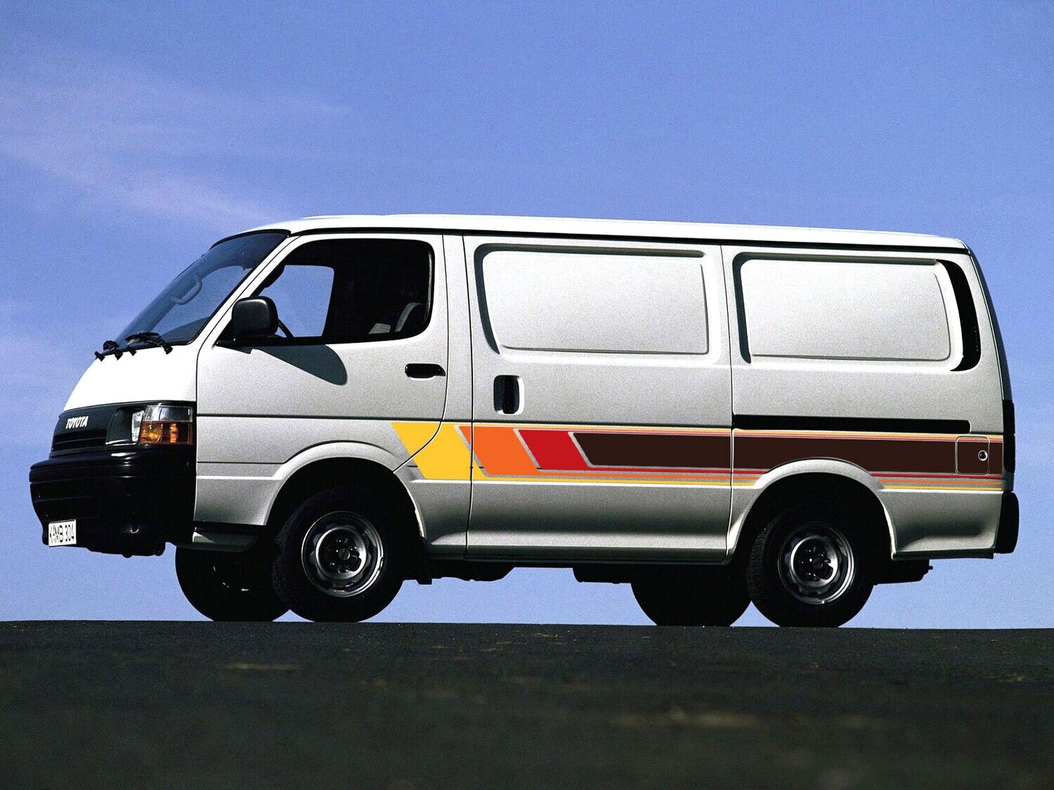 COBAR BODY STRIPE KIT : TOYOTA HIACE VAN (H100)